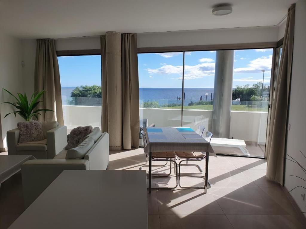 Luxury Beachfront Apartment With Pool, Sauna, Fitness And Gym In Province Malaga, Andalusia Михас Экстерьер фото